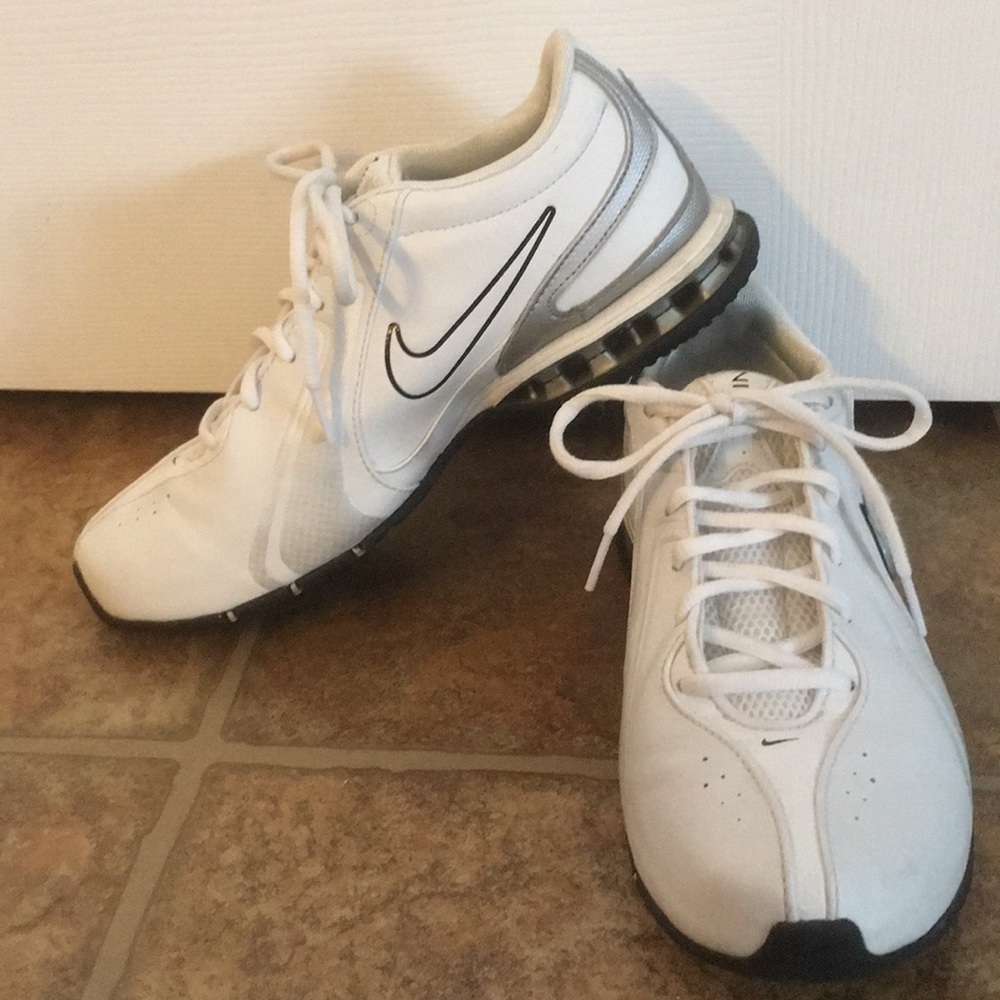 Nike Reax gym shoes